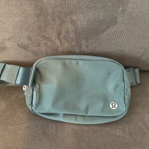 Lululemon Everywhere Belt Bag 1L, Tidewater Teal, Fair Condition